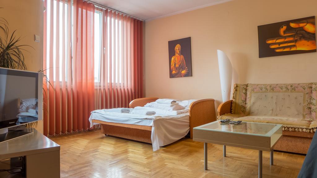 Ekstaza Apartment Krasków Exterior foto
